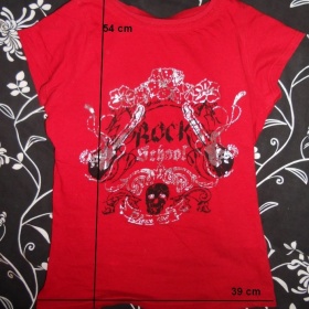 Červené tričko Forever18