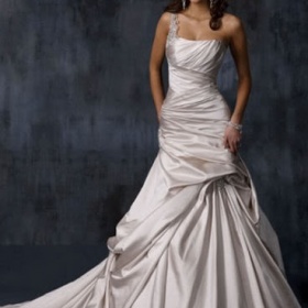 Jakou spodničku do svatebních šatů?