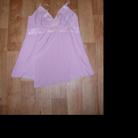 Růžové tílko s kamínky Aukro