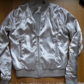 Stříbrná jarní bundička Pimkie