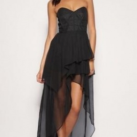 Krátké prodloužené šaty