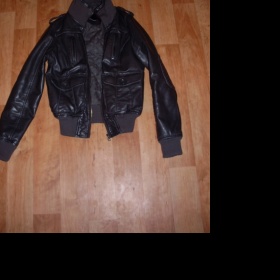 Tmavě šedá koženková bunda Fishbone