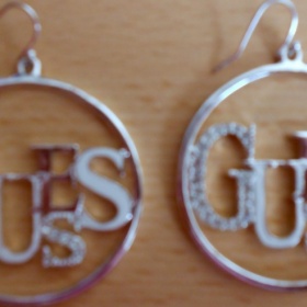 Kruhové náušnice Guess