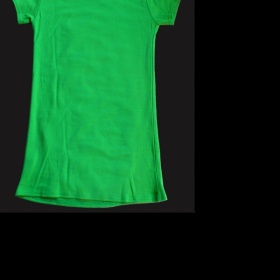 Obyčejná žebrovaná tílka spartakiadní koupim