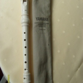 Flétna Yamaha YRS-24B - foto č. 1