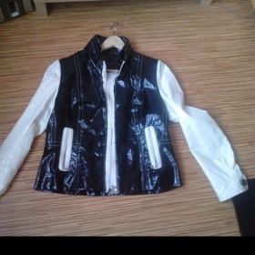 Černobílá jarní lakovaná bunda Creenstone