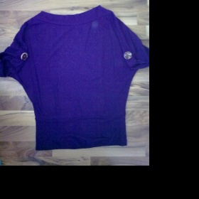 Pletená fialová tunika s netopýřími rukávy