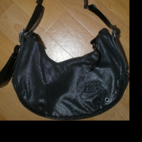 Kde koupit kabelku Nike