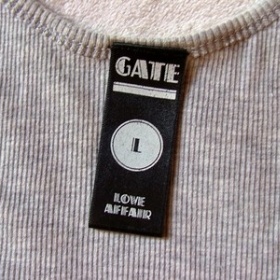Šedé tílko značky Gate - foto č. 1