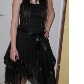 Plesové černé šaty - foto č. 1