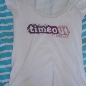 Světle růžové tričko Timeout