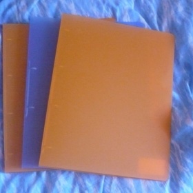 3 Plastové složky s kroužky