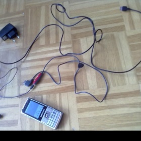 Mobilní telefon Samsung SGH-L 700