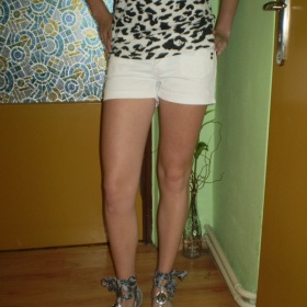 Stříbrno-šedé žabky s šátkem na zavazování kolem nohy