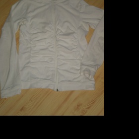 Bílá mikina s nařasením Fishbone