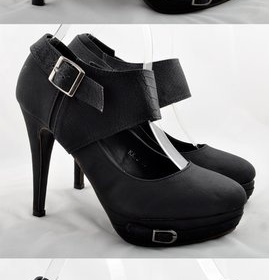 Černé lodičky na platformě