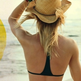 Bikini - zapínání vpředu