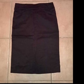 Tmavě hnědá pouzdrová sukně s rozparkem Camaieu