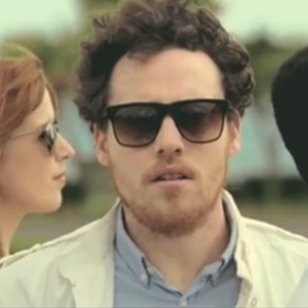 Sluneční brýle z klipu od Metronomy