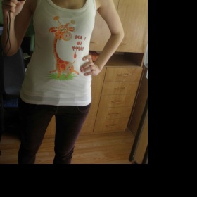 Bílé tílko s žirafou