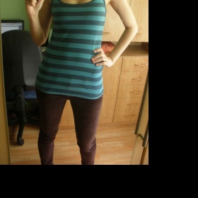 Modré pruhované tílko značky HM