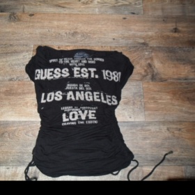 Tričko guess černé farby