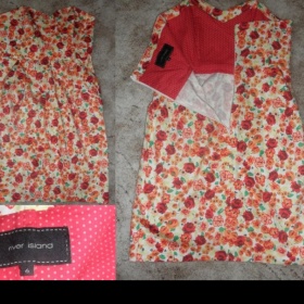 Koktejlky květované River Island XS/6 korzetová vrchní část bíločervené/oranžové