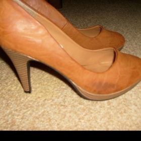 Hnědé lodičky Amisu