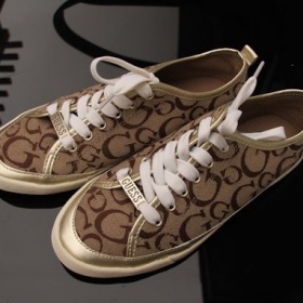 Hnědo zlaté plátěné tenisky Guess - foto č. 1