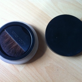 Designer Modelující kompaktní make-up Giorgio Armani