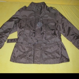 Hnědý kabátek Reserved