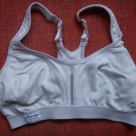Bílá sportovní podprsenka H.I.S.