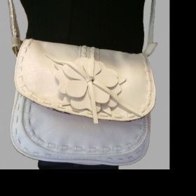 Bílá crossbody Anette