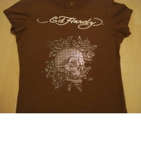 Hnědé tričko s aplikacemi z třpytivých kamínků zn. Ed Hardy by Christan Audigier