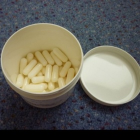 Tablety v kufru do letadla