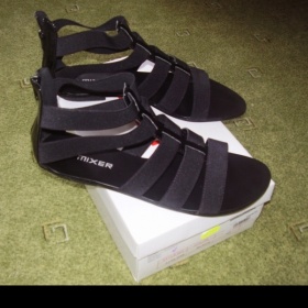 Černé gladiátorky