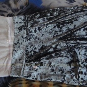 Krémovo zelenkavý overal zn. Asos