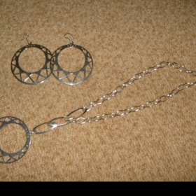 Stříbrná sada - naušnice a řetízek zn. neznámá