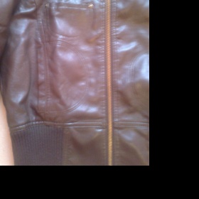 Koženková hnědá bunda, s náplety, z Anglie - foto č. 1