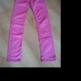 Růžové kalhoty, riflovina, Terranova