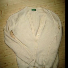 Světle žlutý vlněný svetr Benetton - foto č. 1