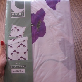 Bílé povlečení na francouzskou deku s fialovými kytičkami Night dreams - Mollie - foto č. 1