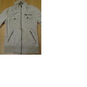 Béžová bunda Bershka