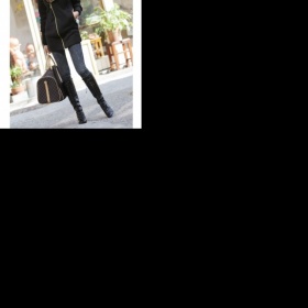 Černý krásný kabátek