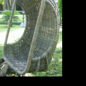 Závěsné křeslo, houpačka, "klec"