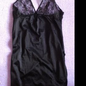 Černá košilka s krajkou