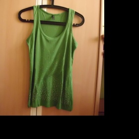 Zelené tílko s kamínky Amisu