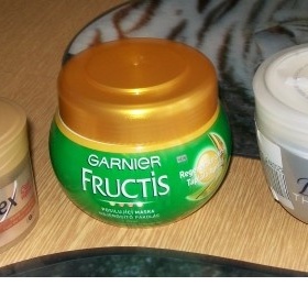 Masky na suché,poškozené vlasy Dove,Fructis,vosk Wellaflex