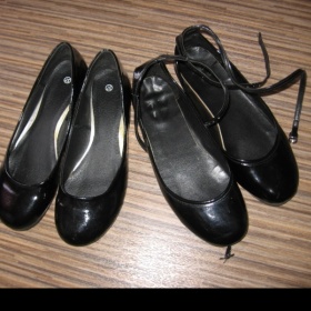 Dvoje černé balerínky Terranova