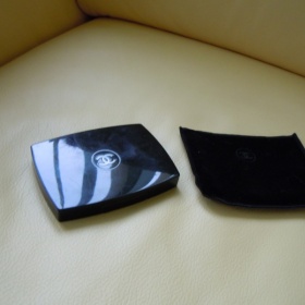 Chanel Mat Lumiére pudr v odstínu Eclat